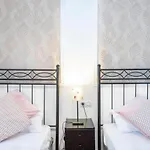 Amplio Apartamento En El Corazon De Sevilla